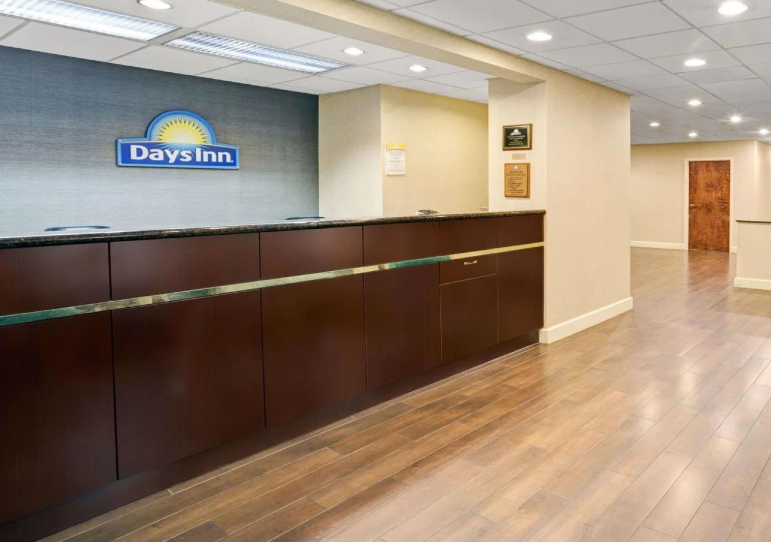 Days Inn - Chapel Hill