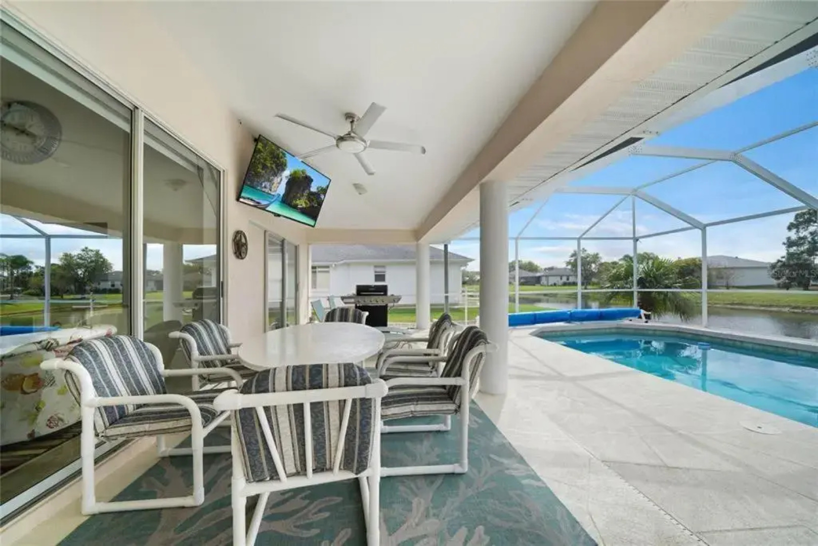 Bella Vista - Private Villa with heated pool - sleeps 6