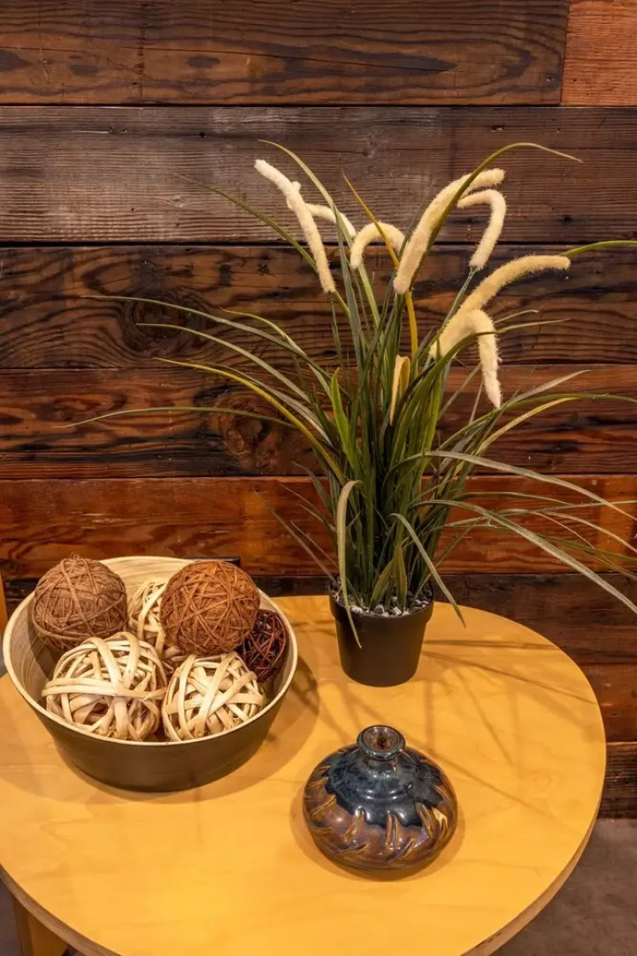 Zen View 2 Bedroom Home by Redawning