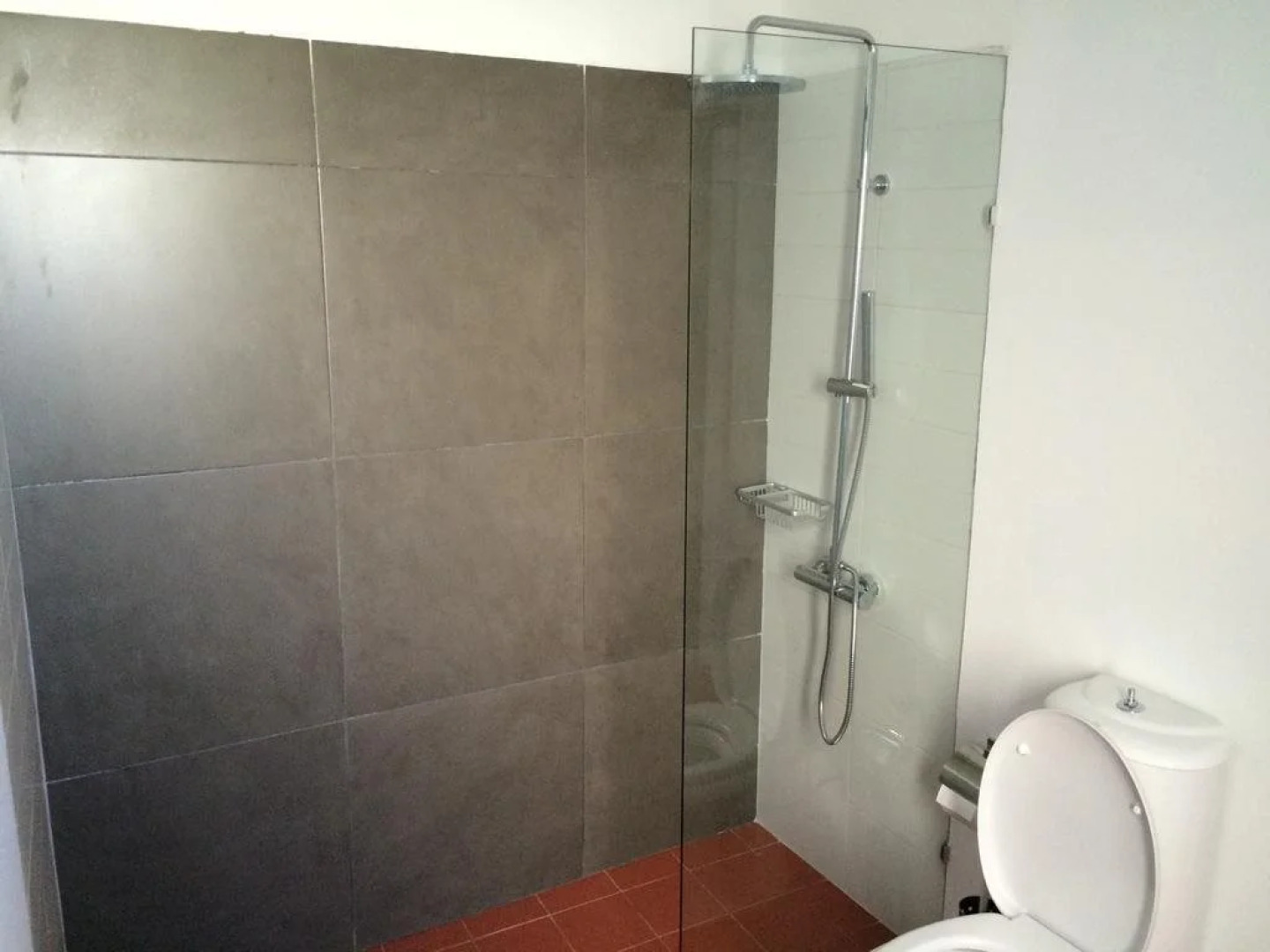 Отель Liqeni Tirana