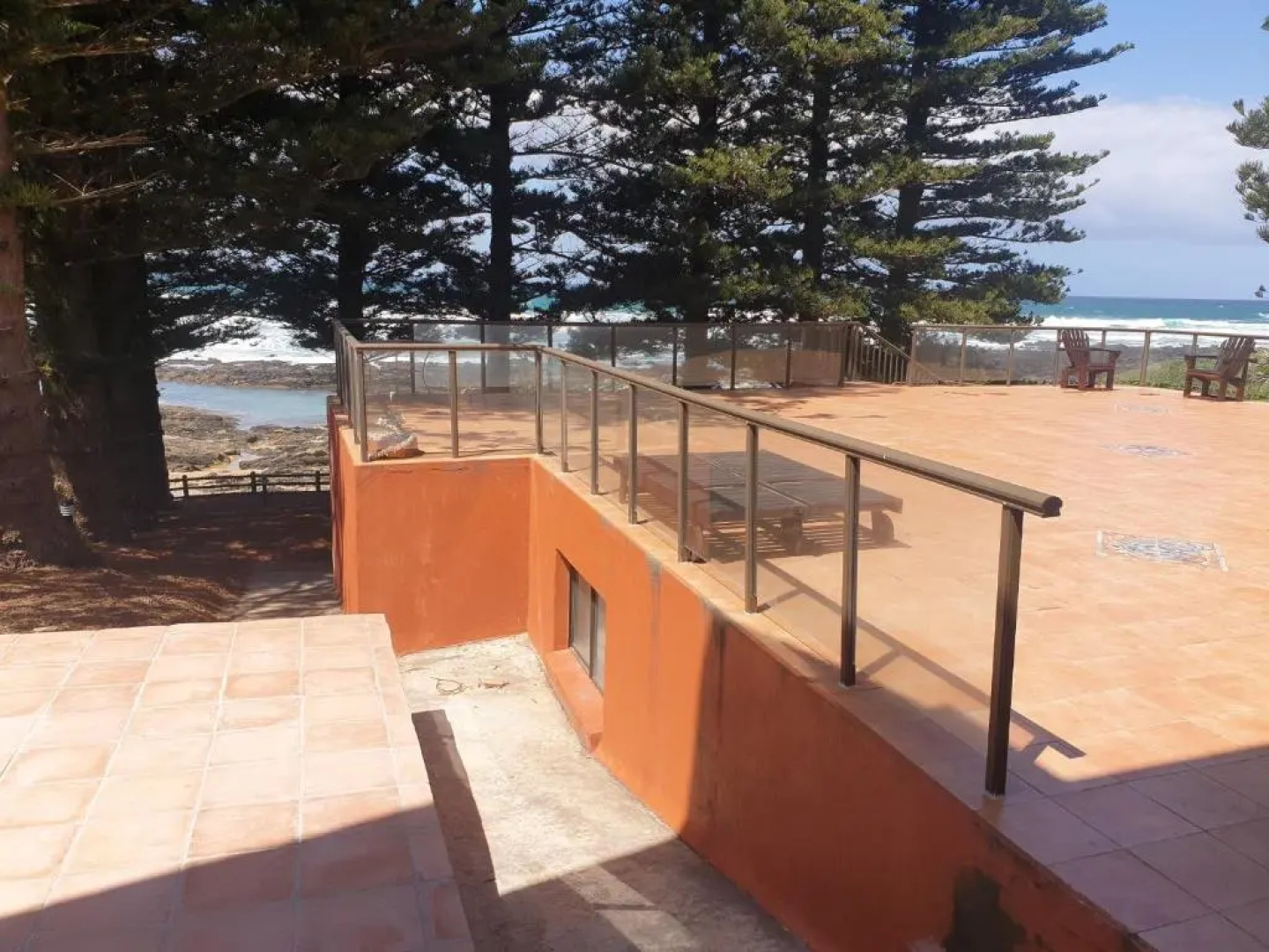 Sea Otters Lodge