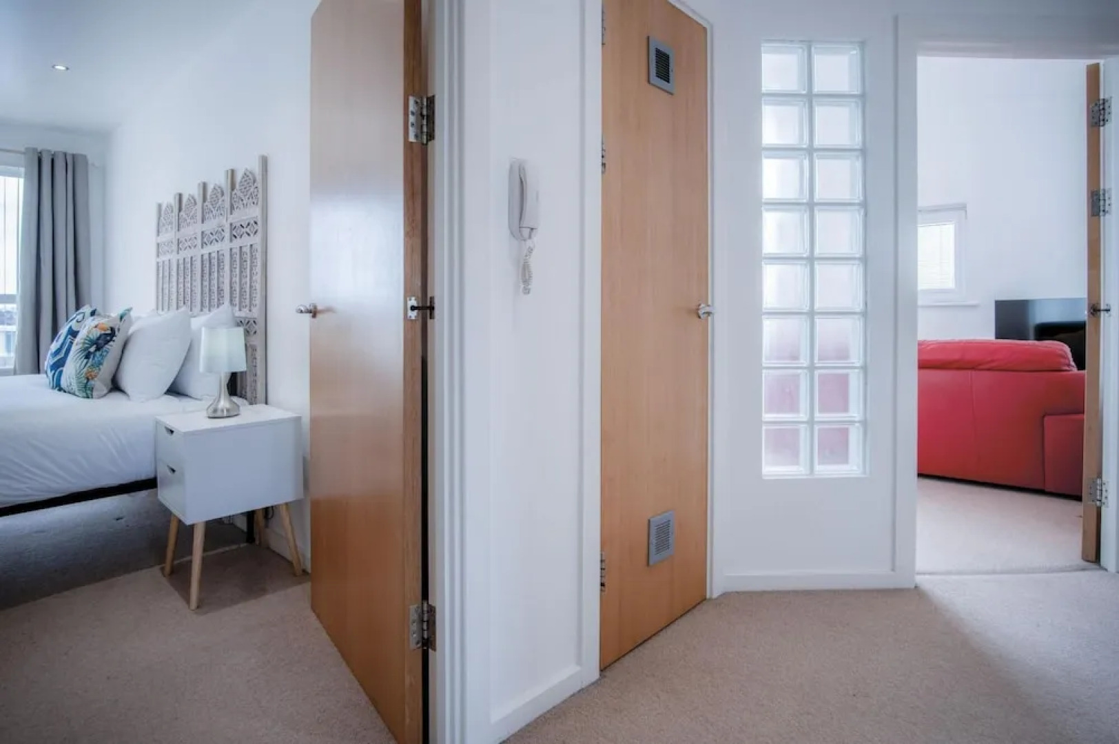 The Penthouse - 3 Bedroom Apartment - Llanelli