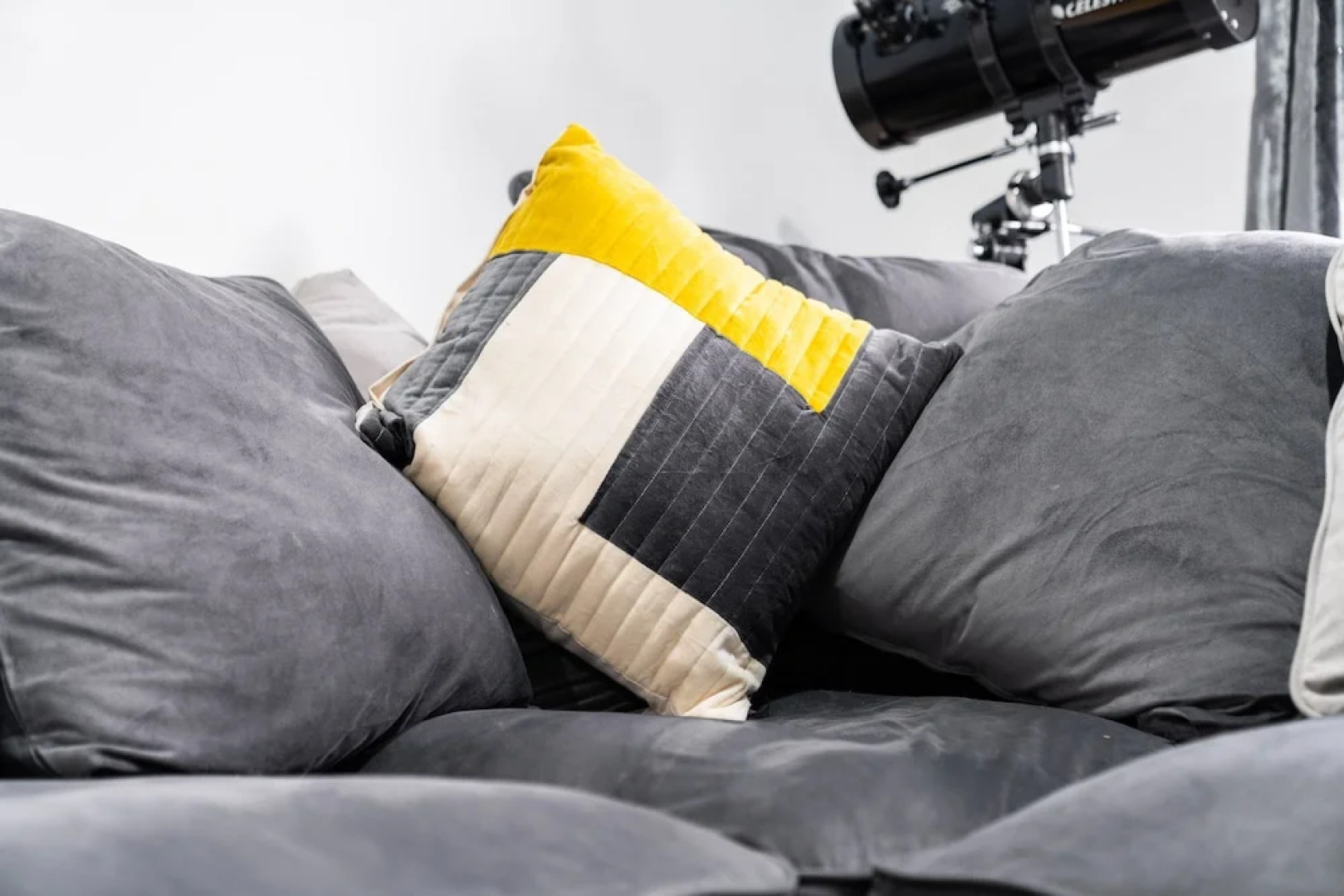 Stunning 2-bed Apartment in Tipton Sleeps 3