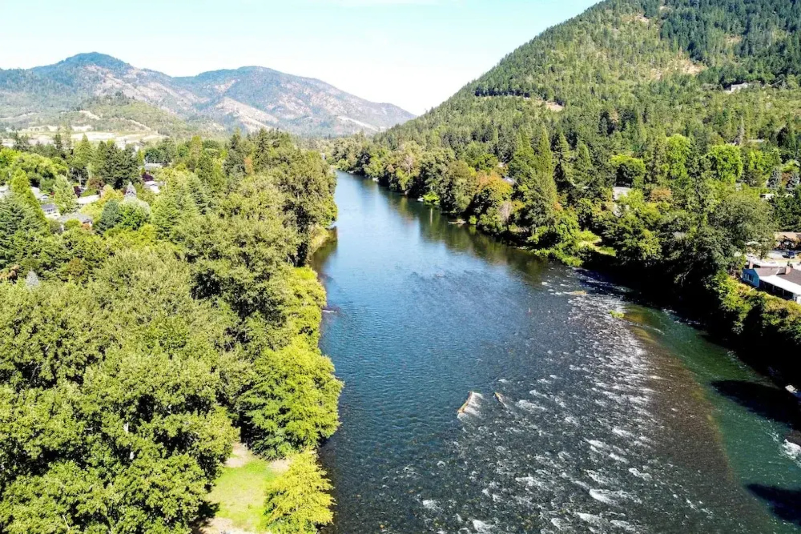 Lovely Riverfront Grants Pass Home: Pool & Hot Tub