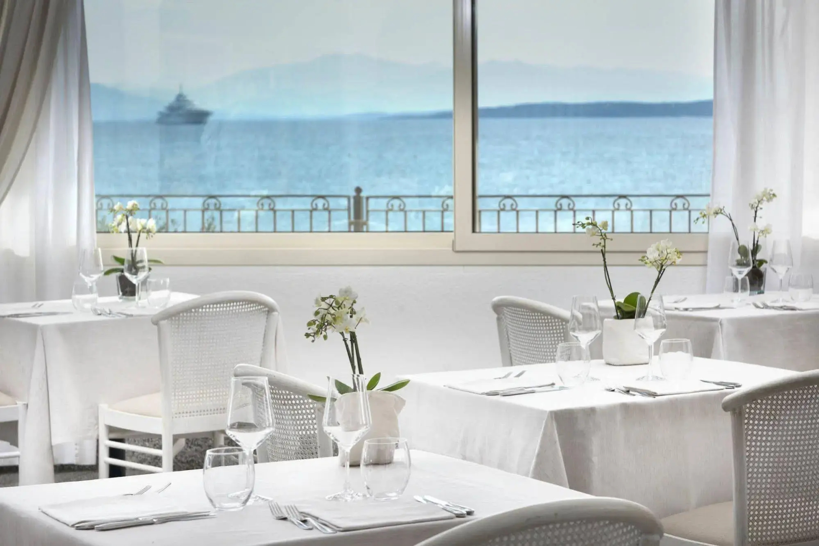 Gabbiano Azzurro Hotel & Suites