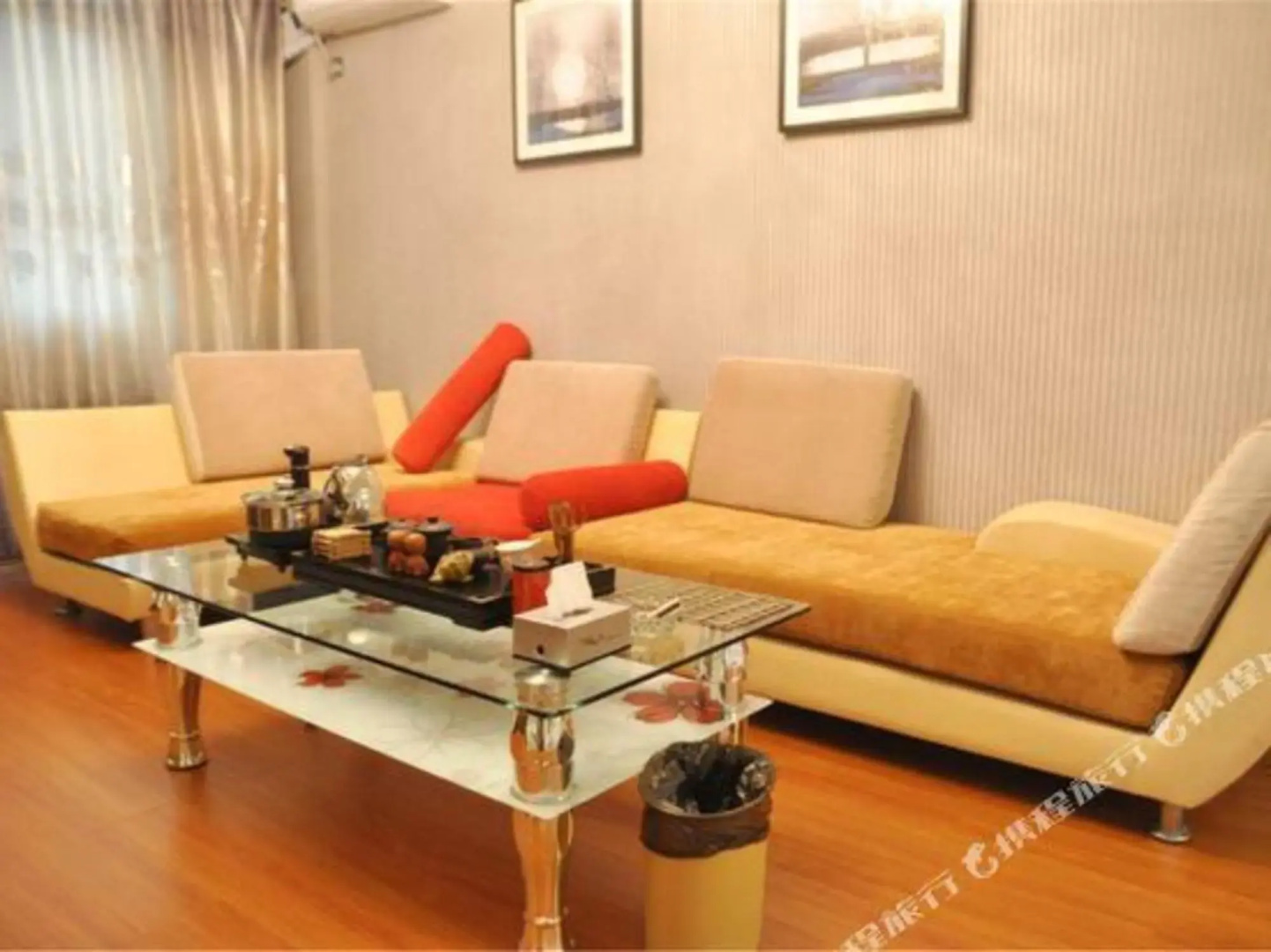 Qiangui Theme Hotel
