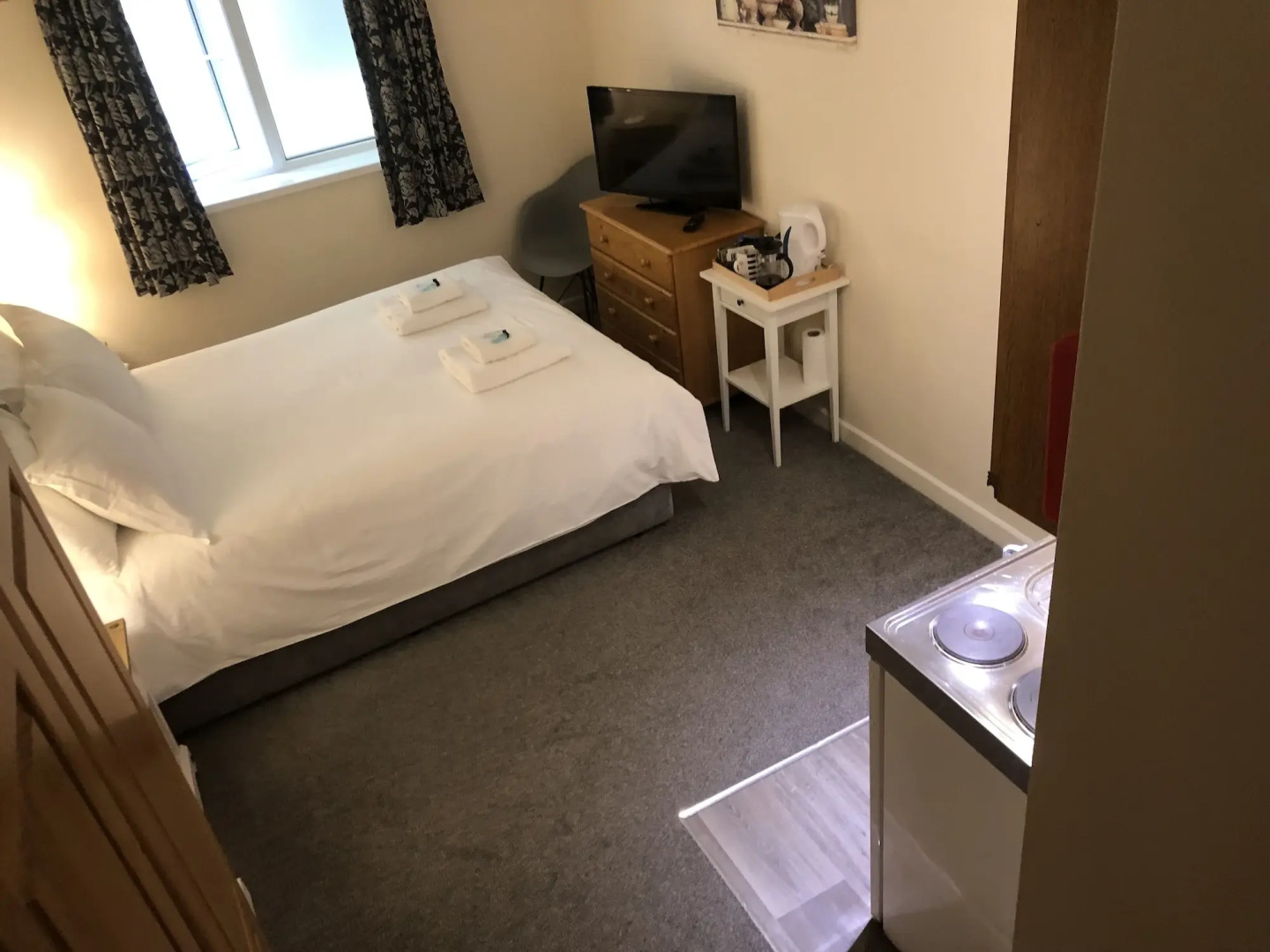 Royal Ashton Hotel
