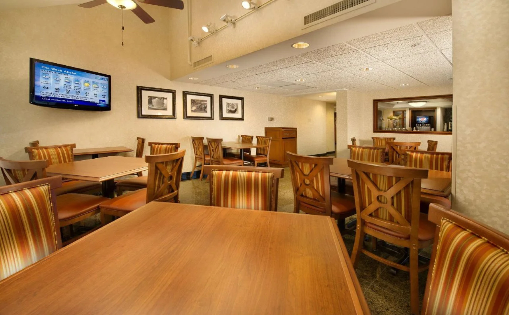 Best Western Plus St. Louis West-Westport