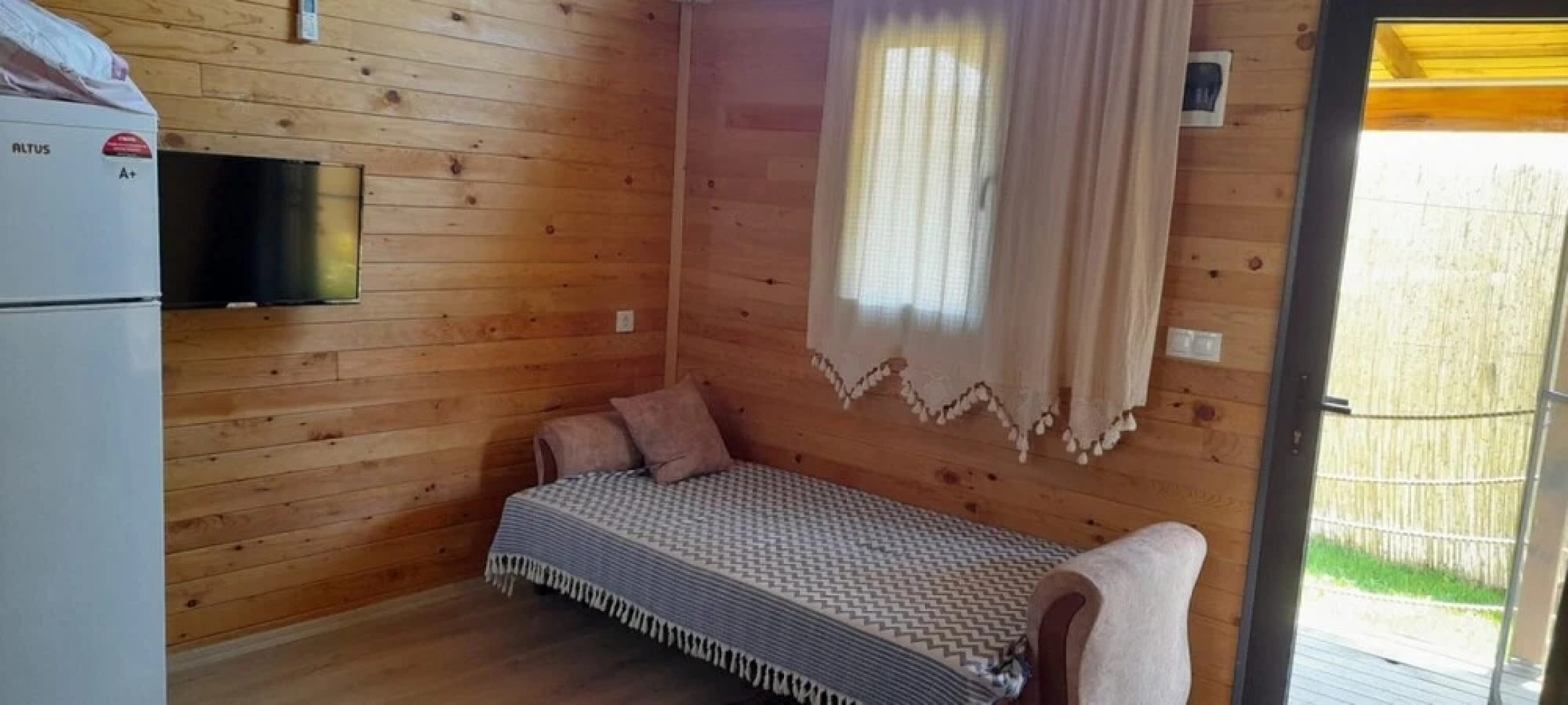 Wooden House Close to Sea With Jacuzzi in Fethiye