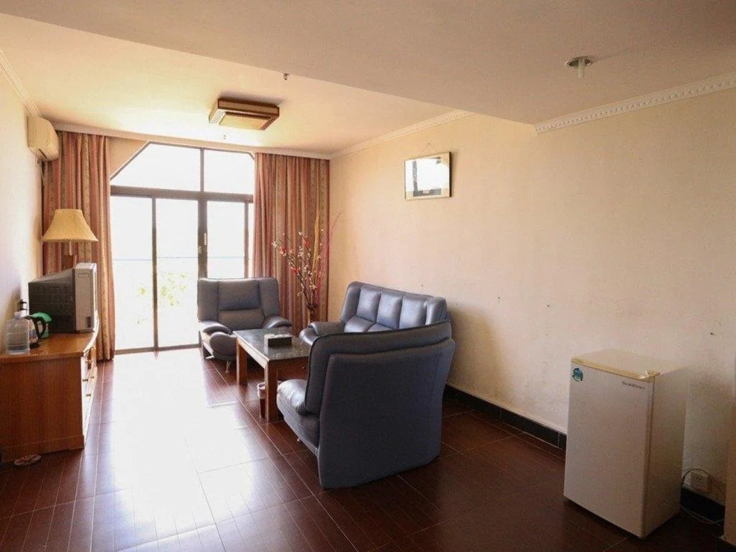 Zhuhai Yujingwan Holiday Hotel