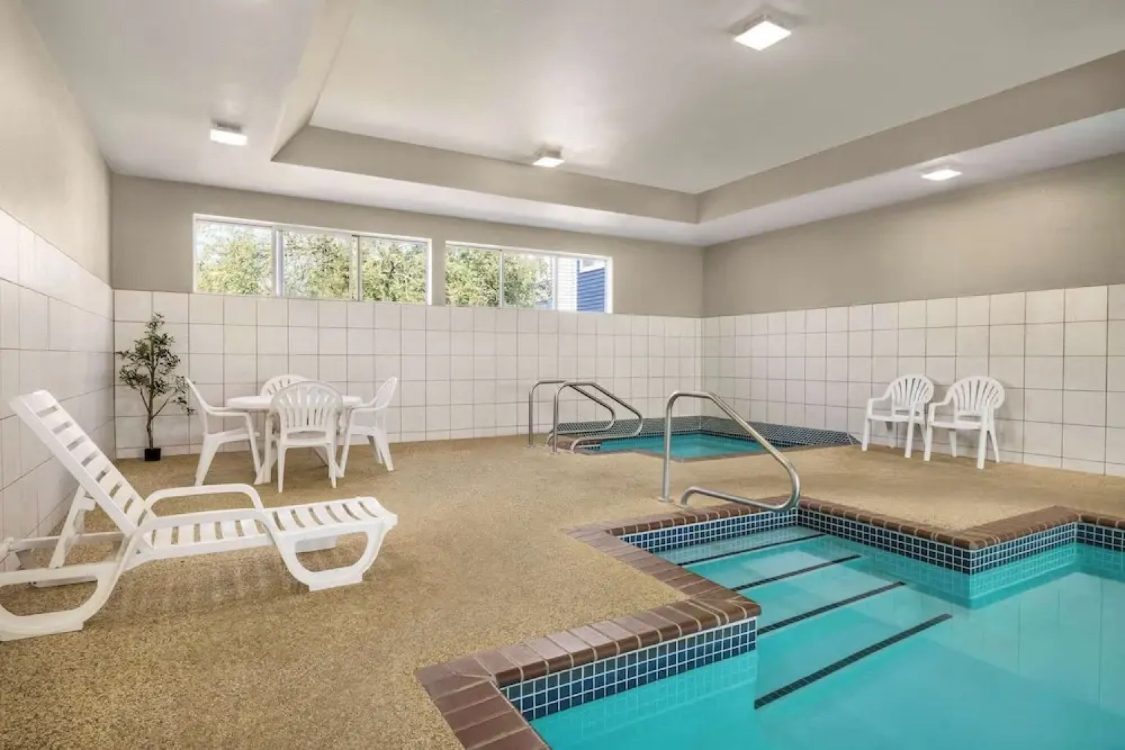 Microtel Inn & Suites New Ulm