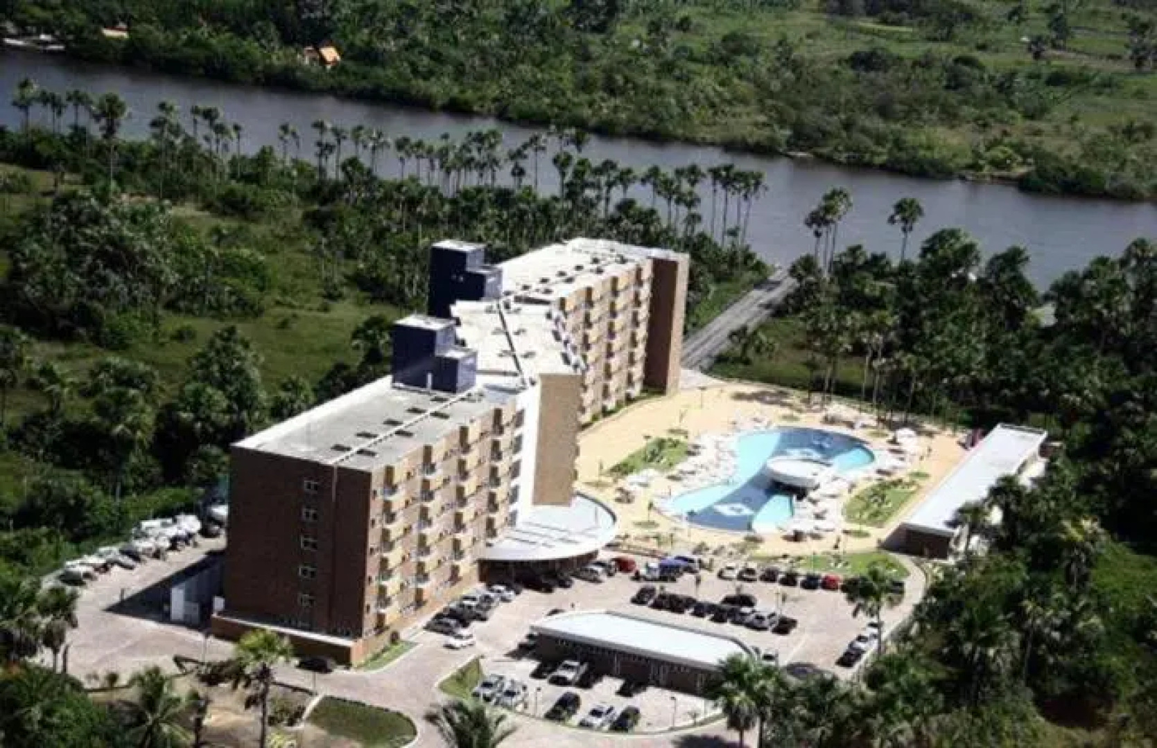 Apartamento em Resort