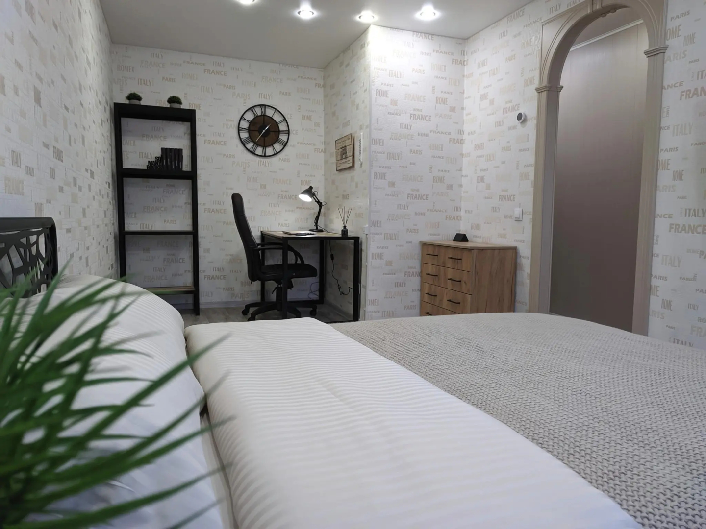 Огни города на улице Ленина 5