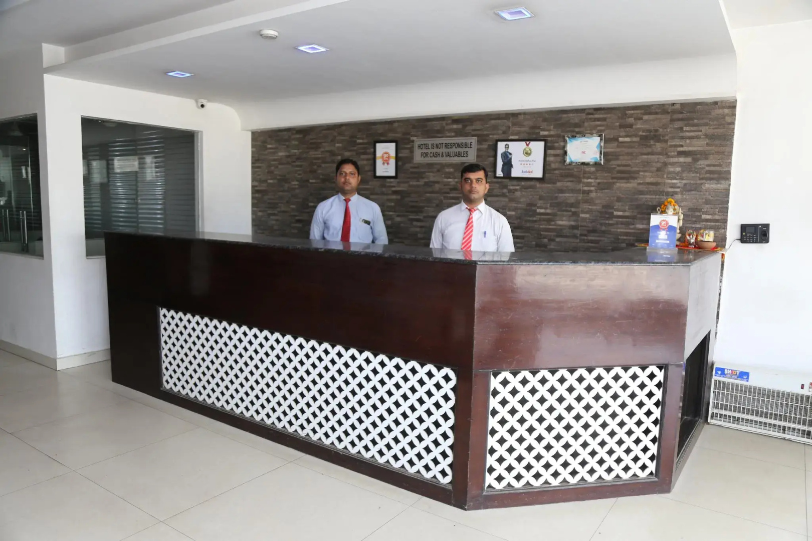 Hotel Delux Inn