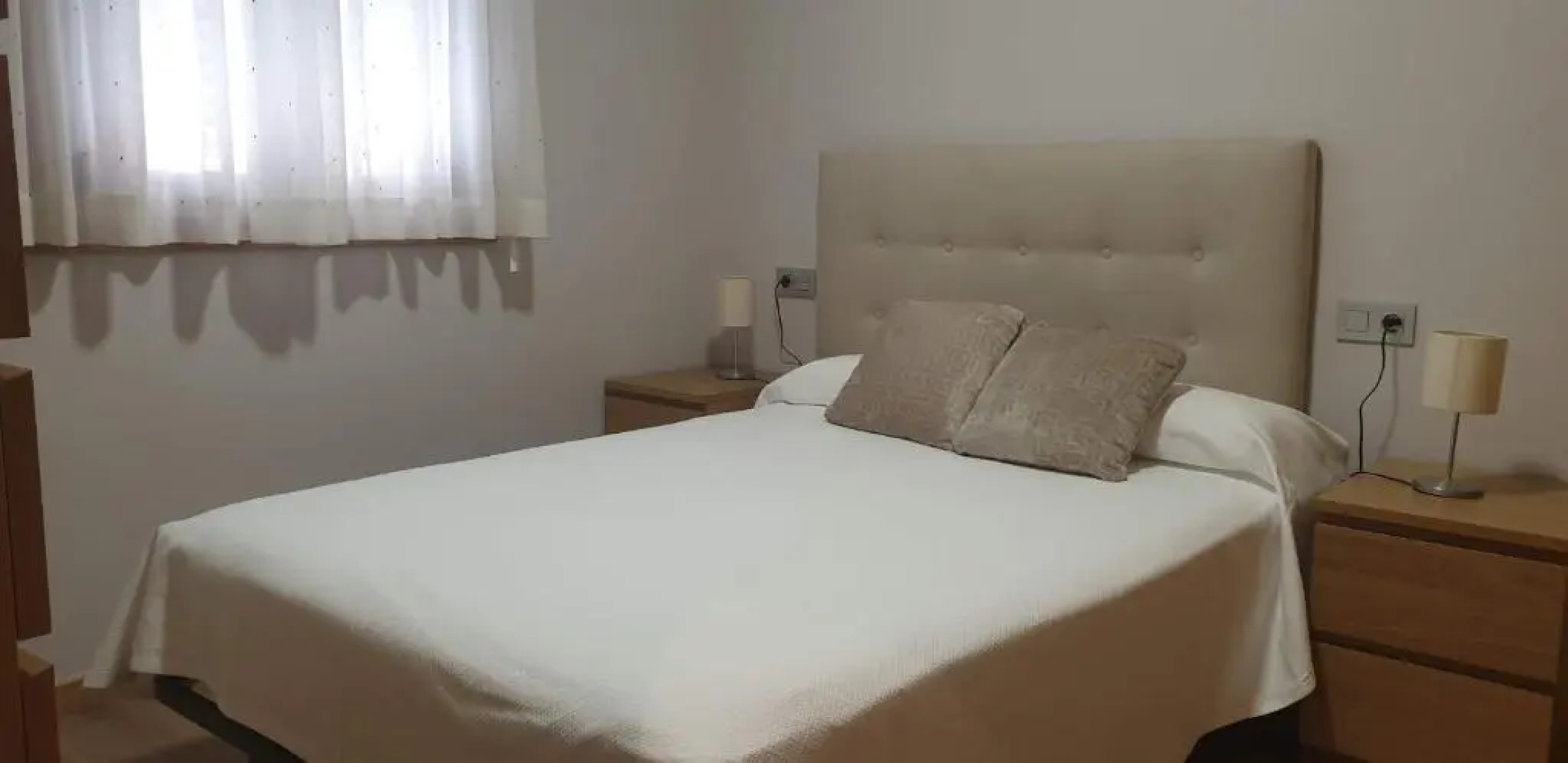 Piso Montero Ríos 18