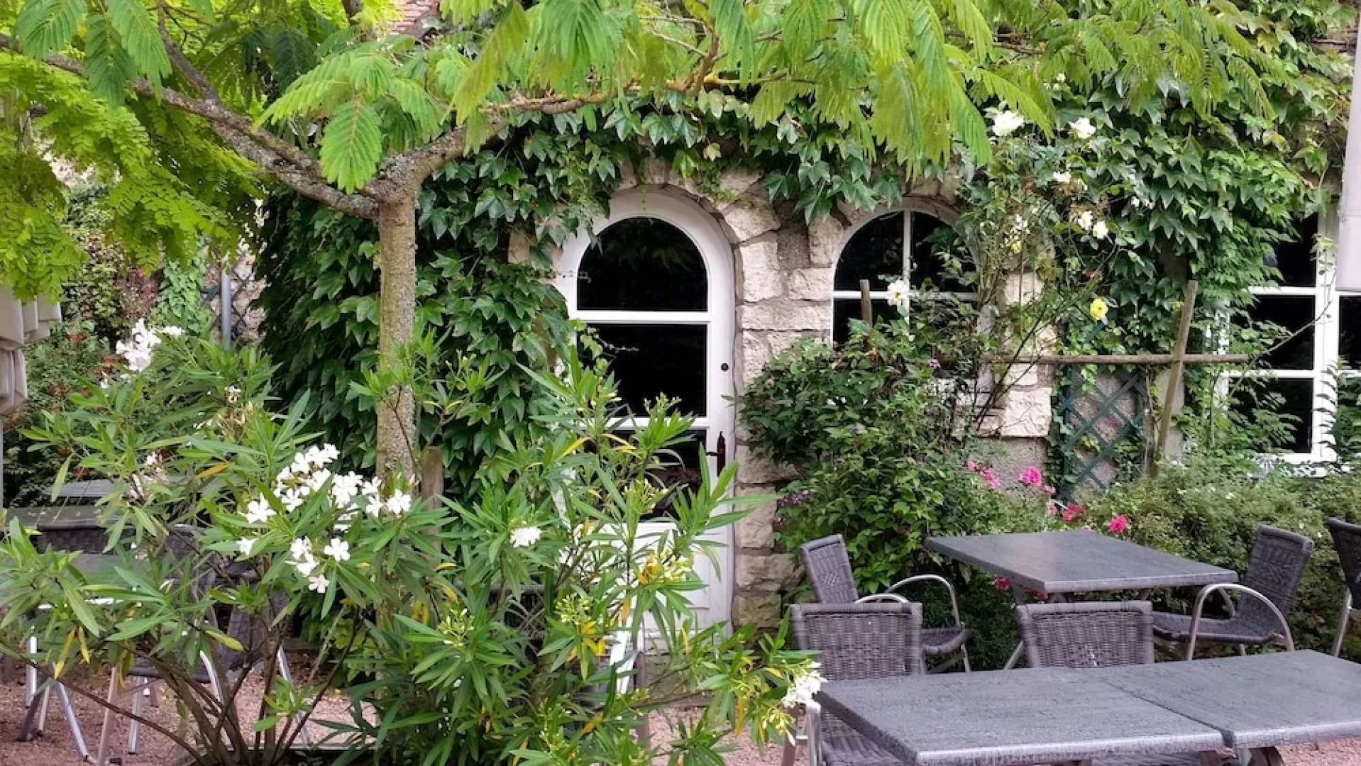 Logis Hotel Saint-Joseph