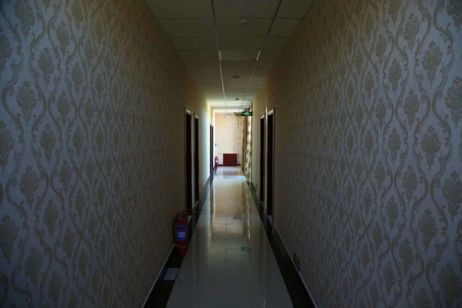 Ancient City Dragon Gate Inn