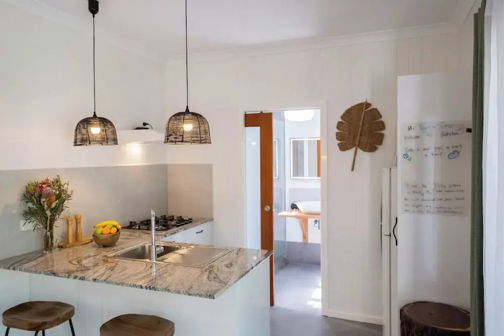 Airlie Beach Eco Cabins - Adults only