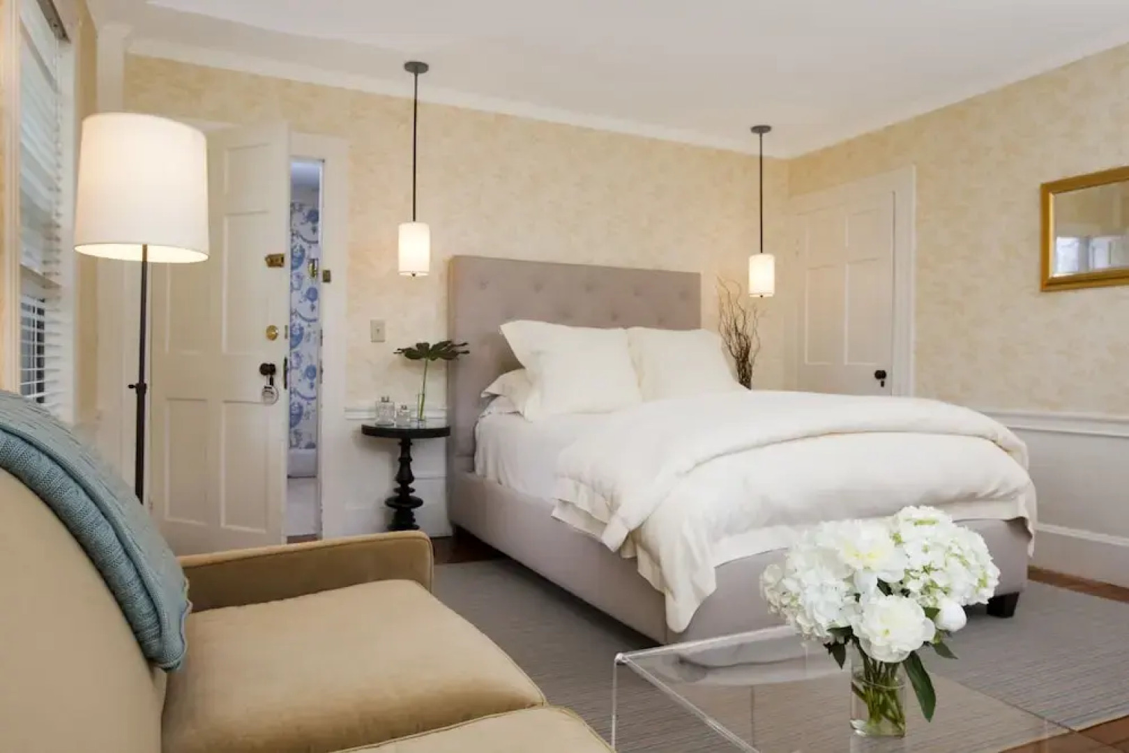 Captain Fairfield Inn