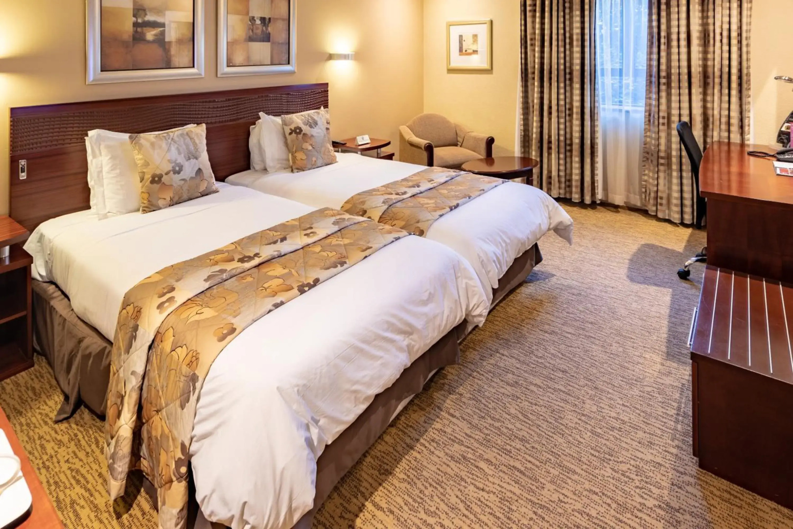 City Lodge Johannesburg Airport, Barbara Road