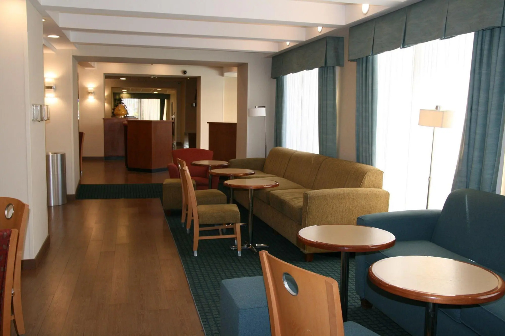 Hampton by Hilton Chihuahua