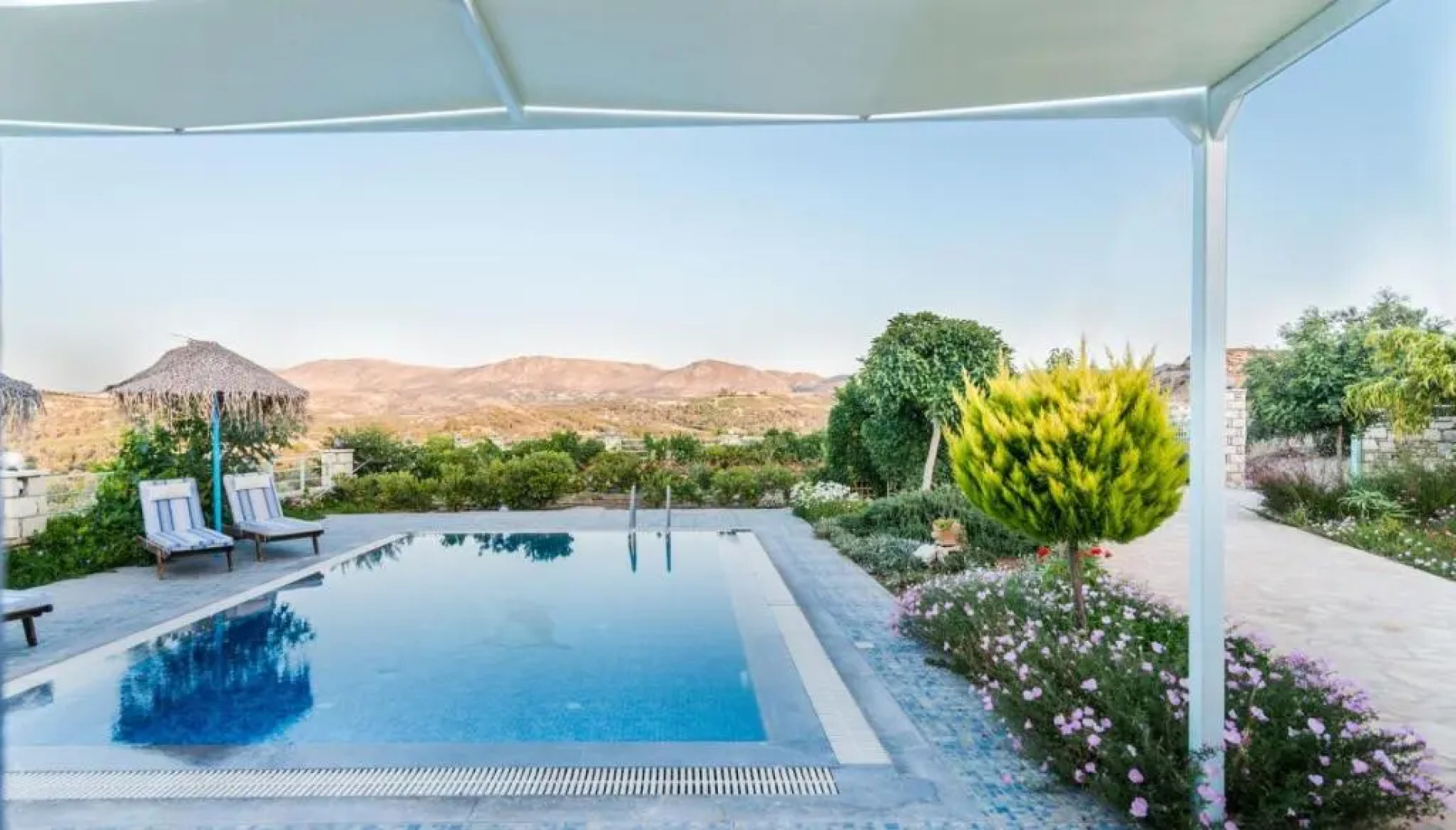 Zeus's Daughtes Villas