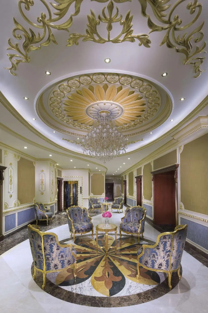Royal Rose Abu Dhabi, a Curio by Hilton Affiliated Hotel