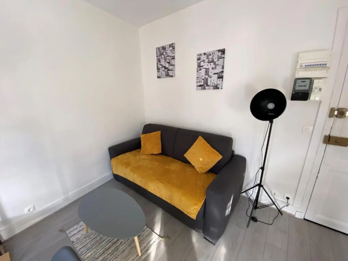 ENGHIEN-LES-BAINS : studio au coeur du centre ville