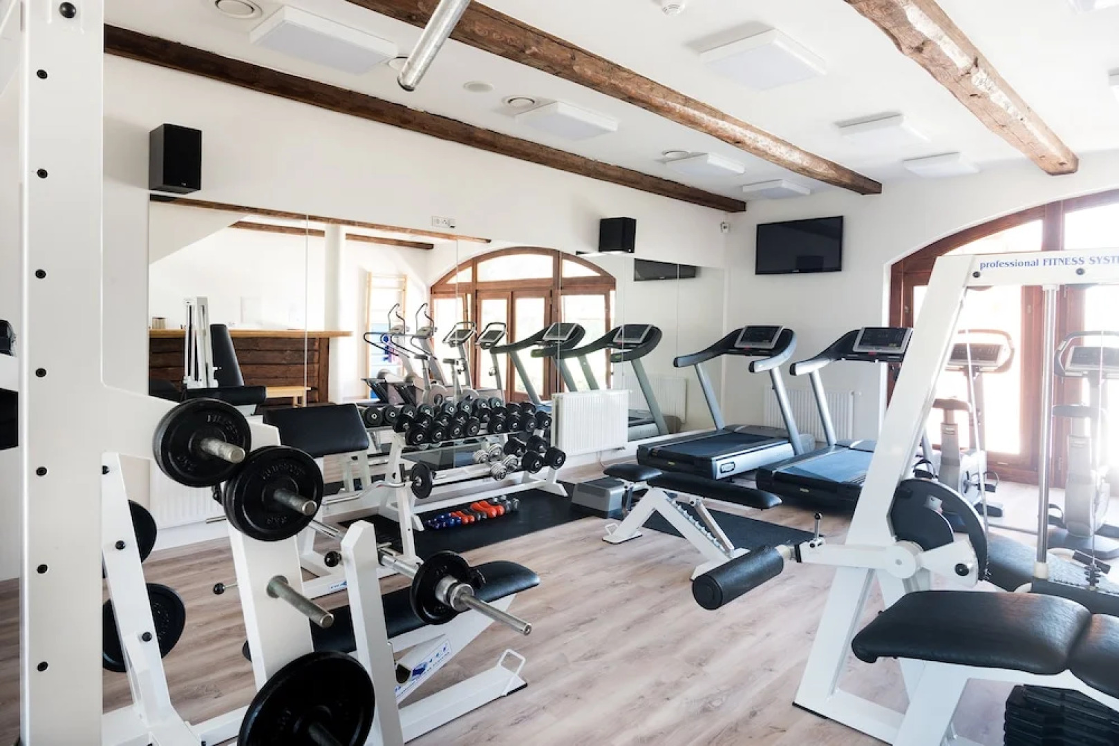 Rekreační a Kongresové Centrum Nové Dvory