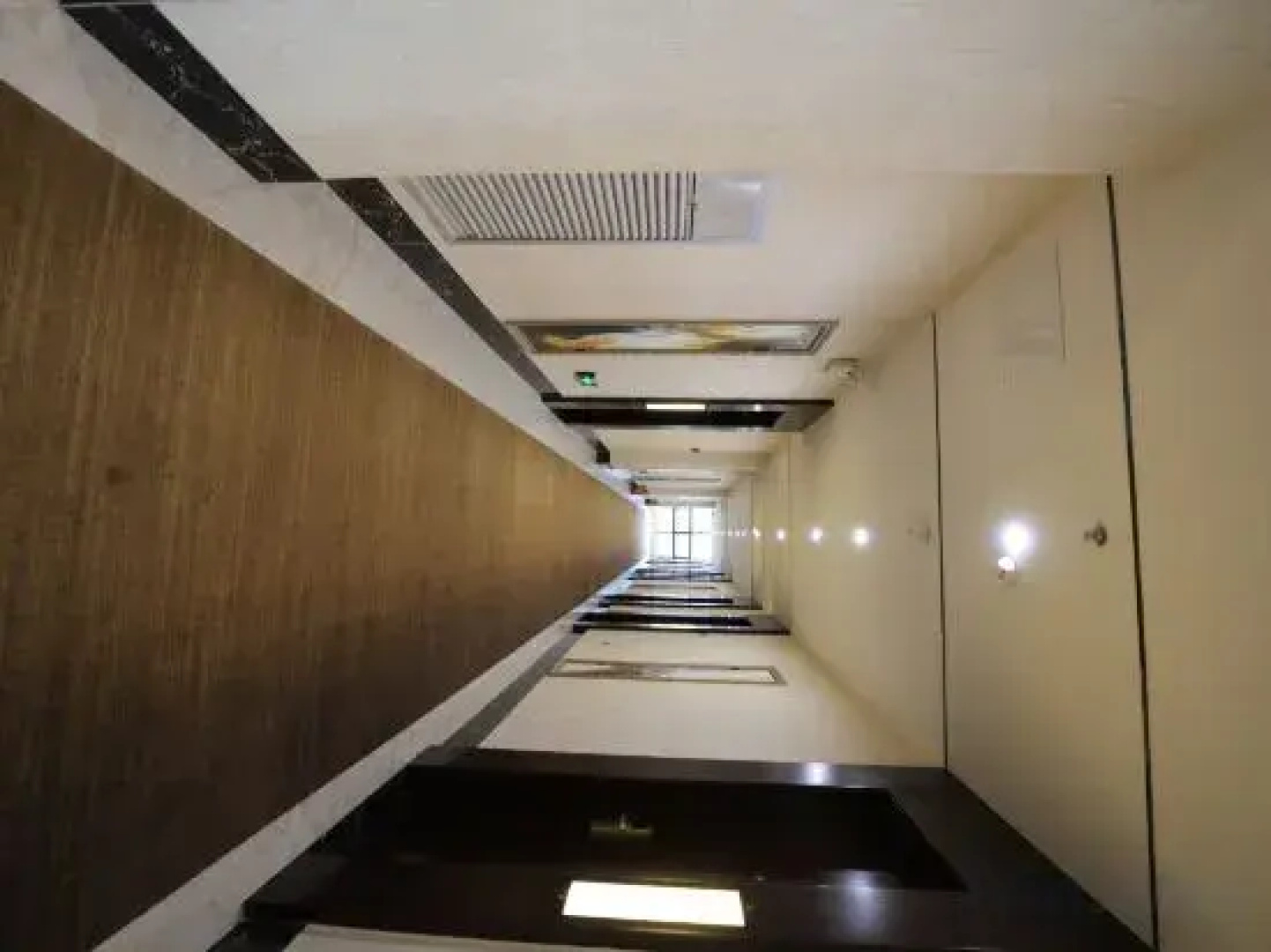 Bi Shui Lan Tian Grand Hotel