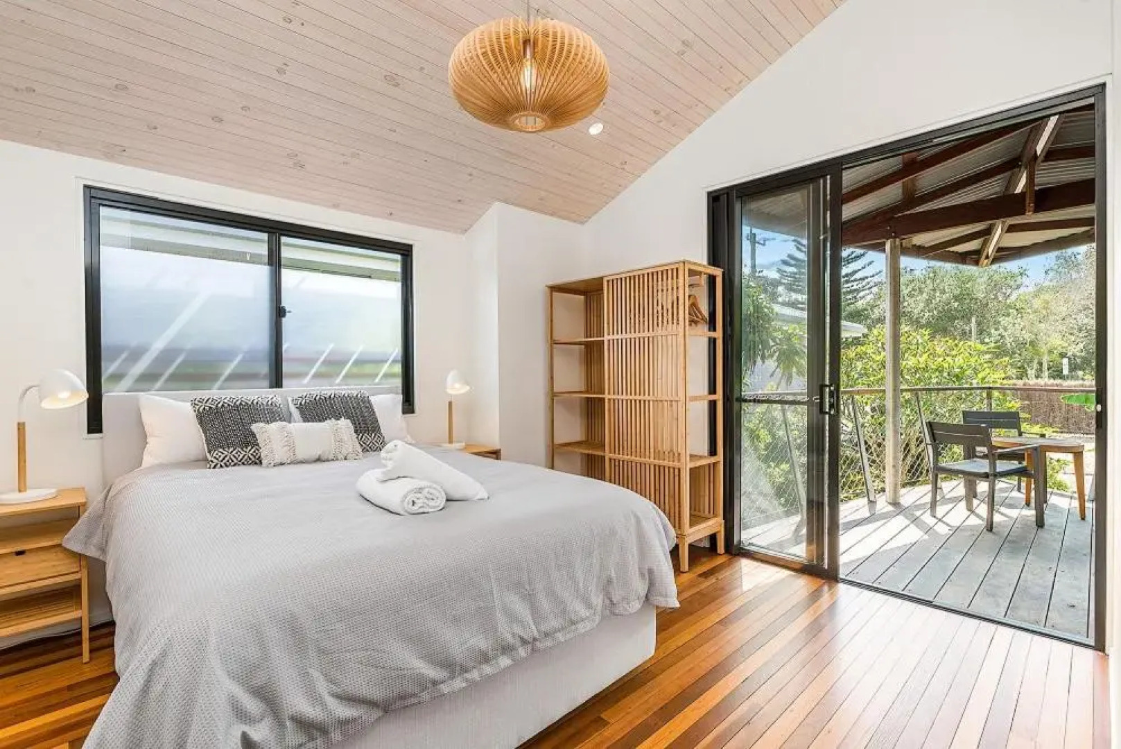 Byron Bay Accom 8 South Beach Lane Riverhouse