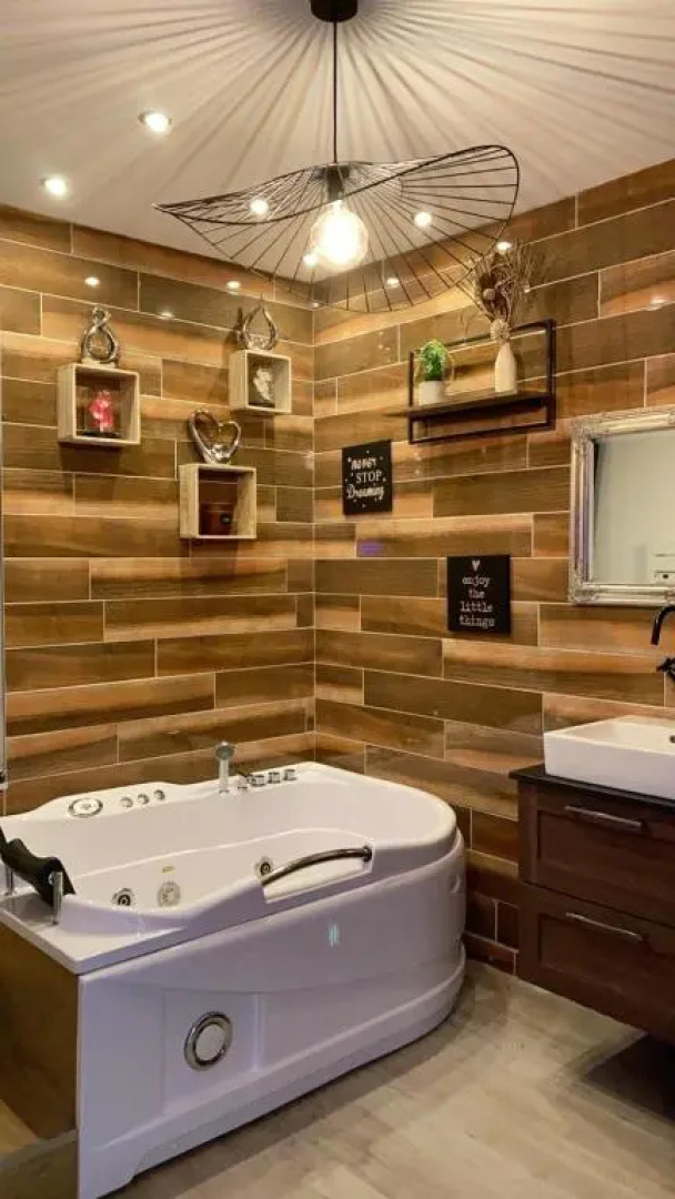 MANOIR AUX trois charmes