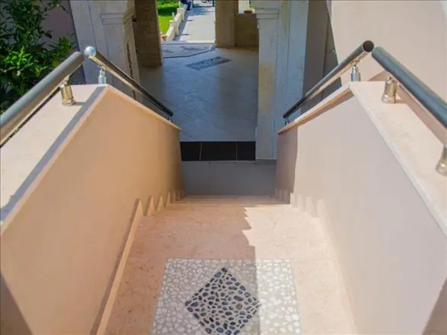 Paradisos Apartments