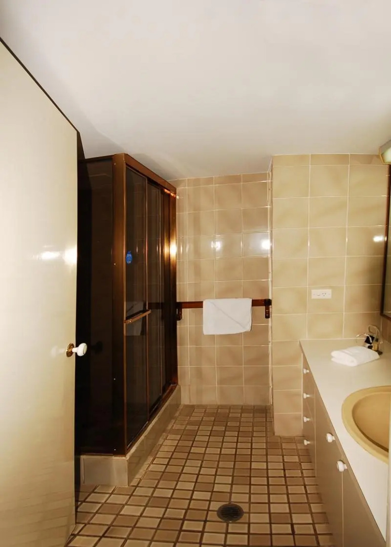 San Simeon Apartments