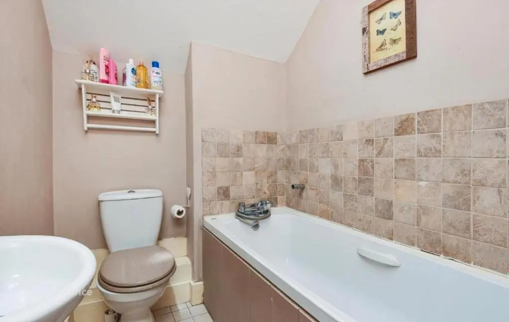 Private Bedrooms in Quaint Oxfordshire Village Cottage