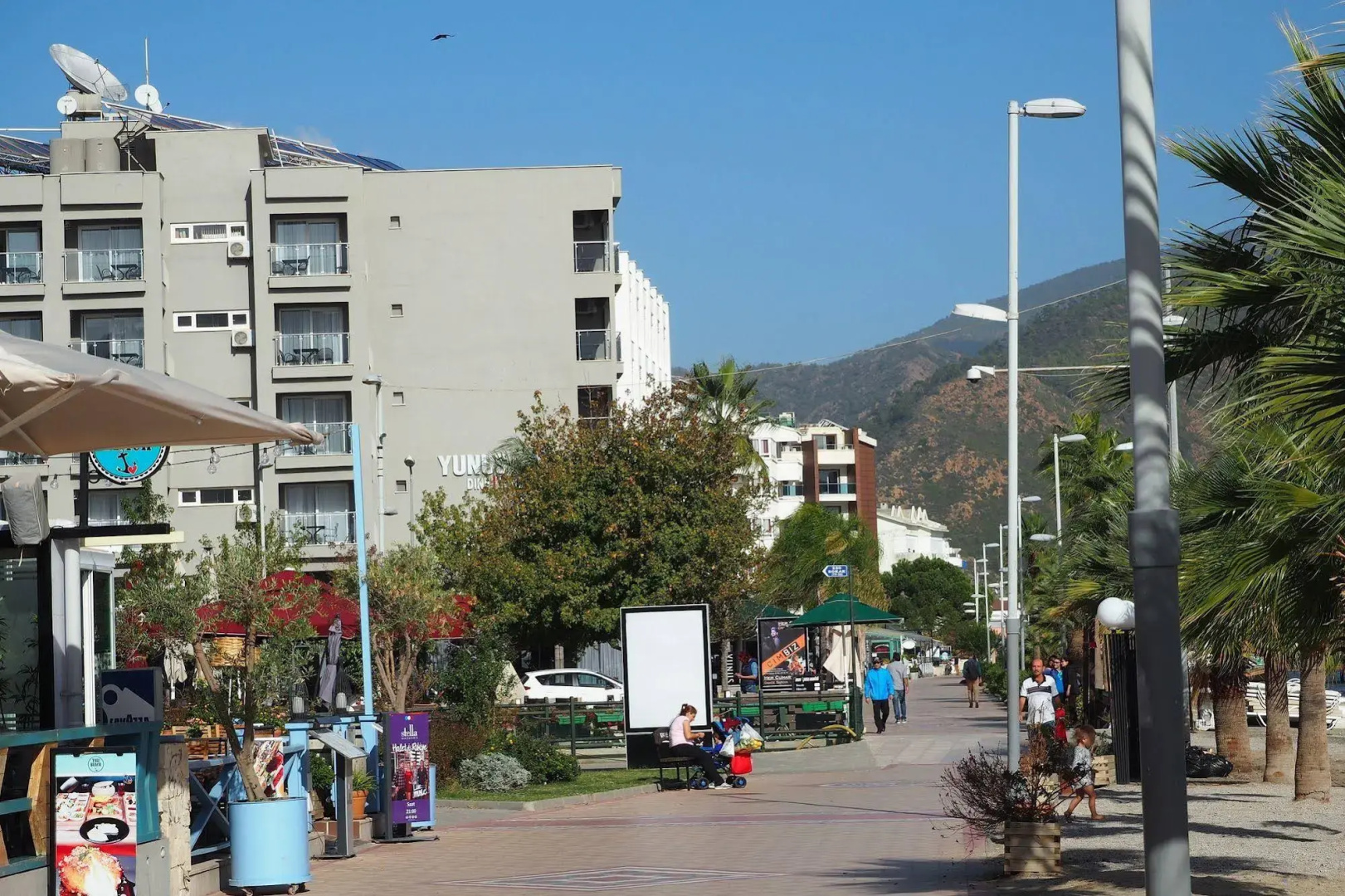 Yunus Hotel