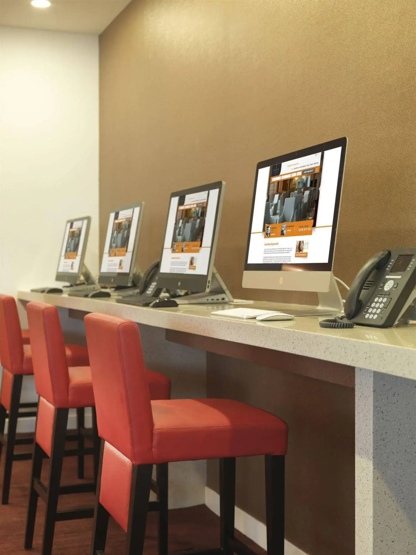 Sama-Sama Express KLIA Terminal 2 - Airside Transit Hotel