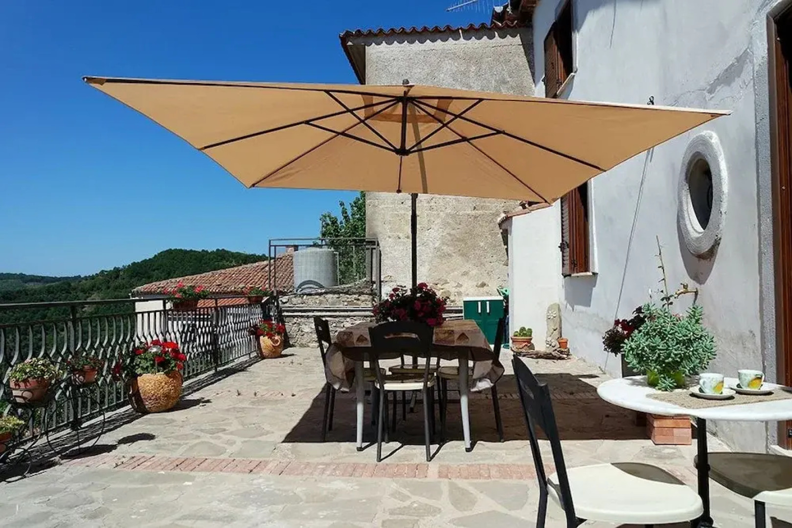 Bella Mbriana Apartments