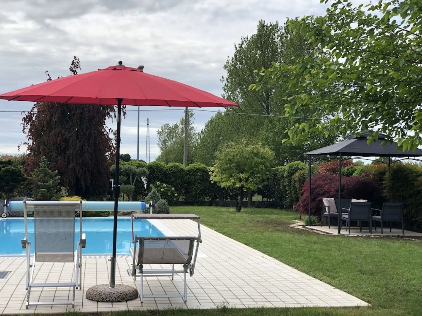 Room in Studio - Studio Apartment With Kitchen in one Room