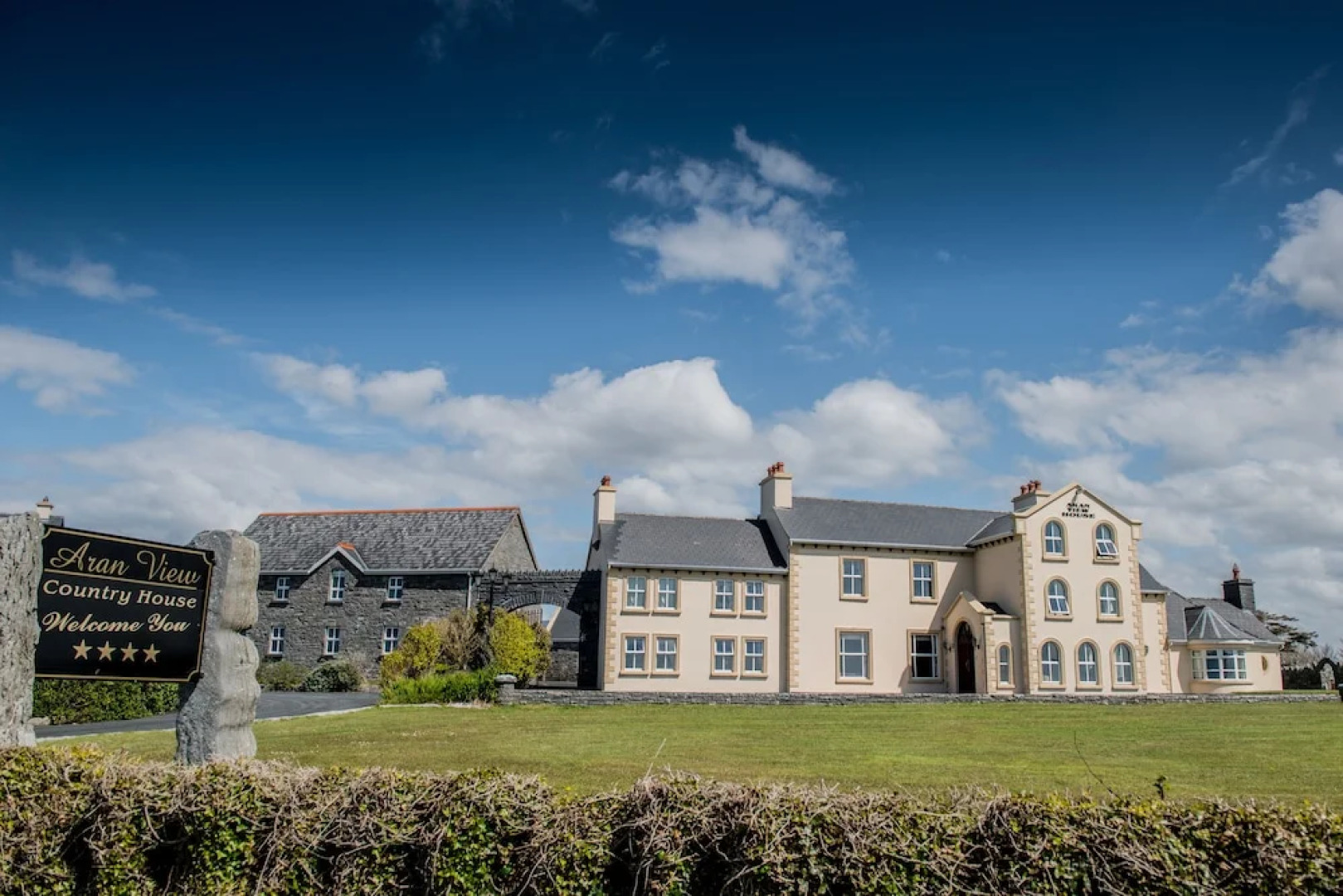 Aran View Country House
