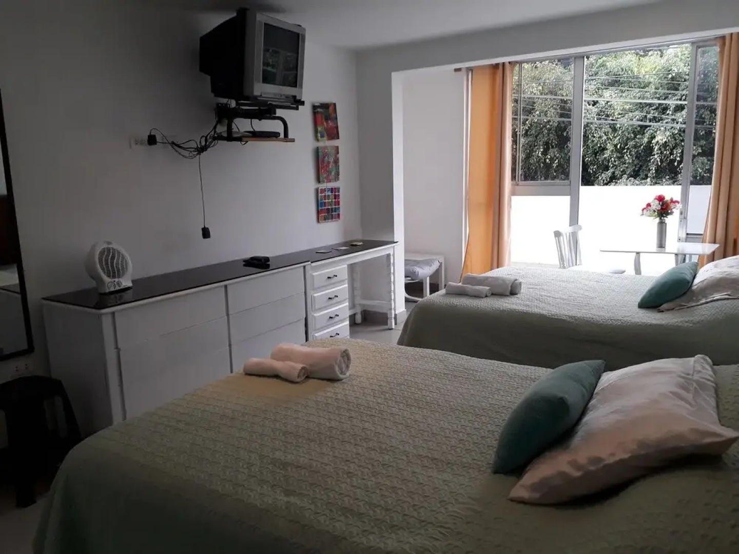 Monterrico Suites Hotel