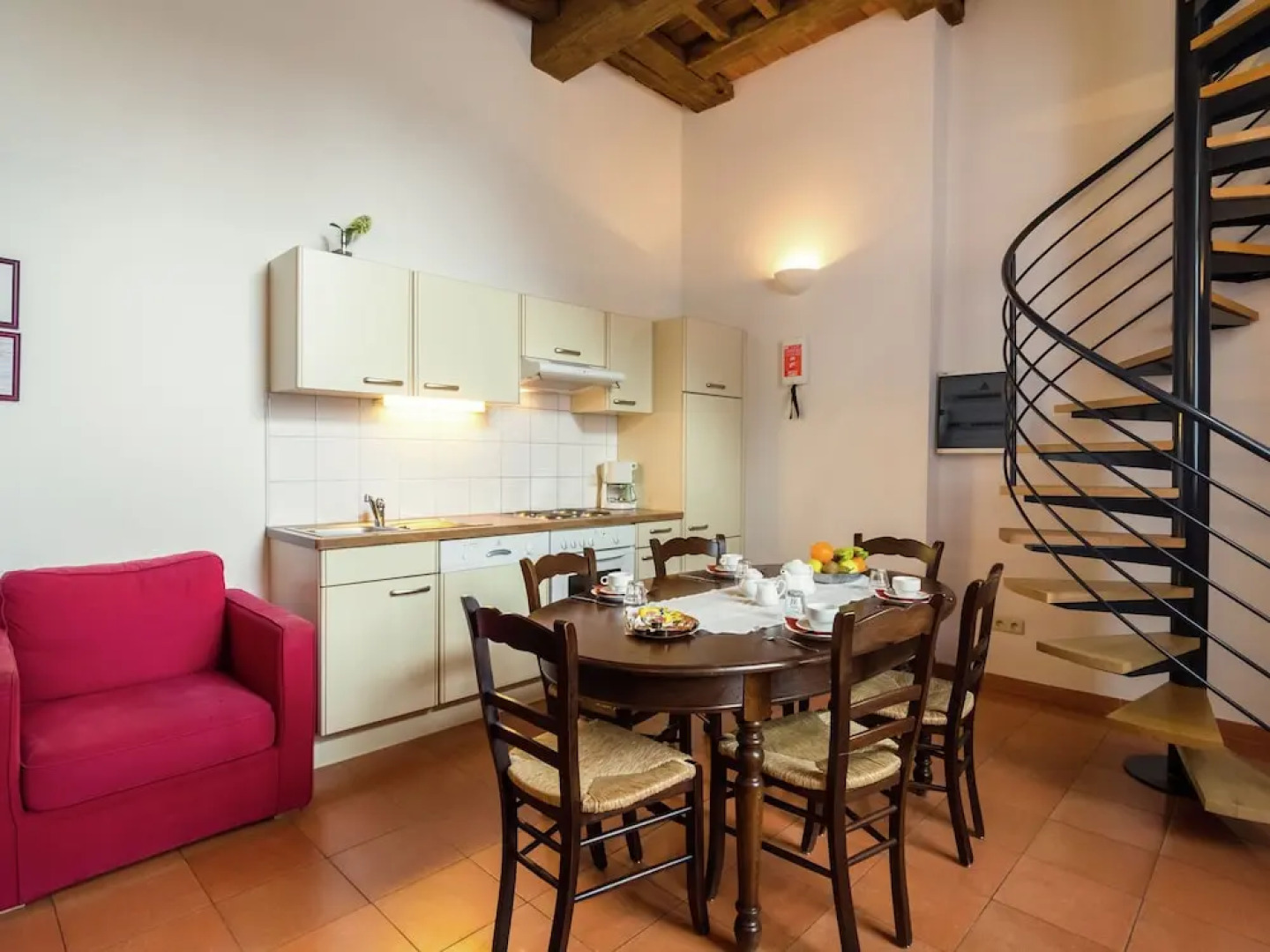 Beautiful Building, With Separate Apartments, Perfect for Family Celebrations