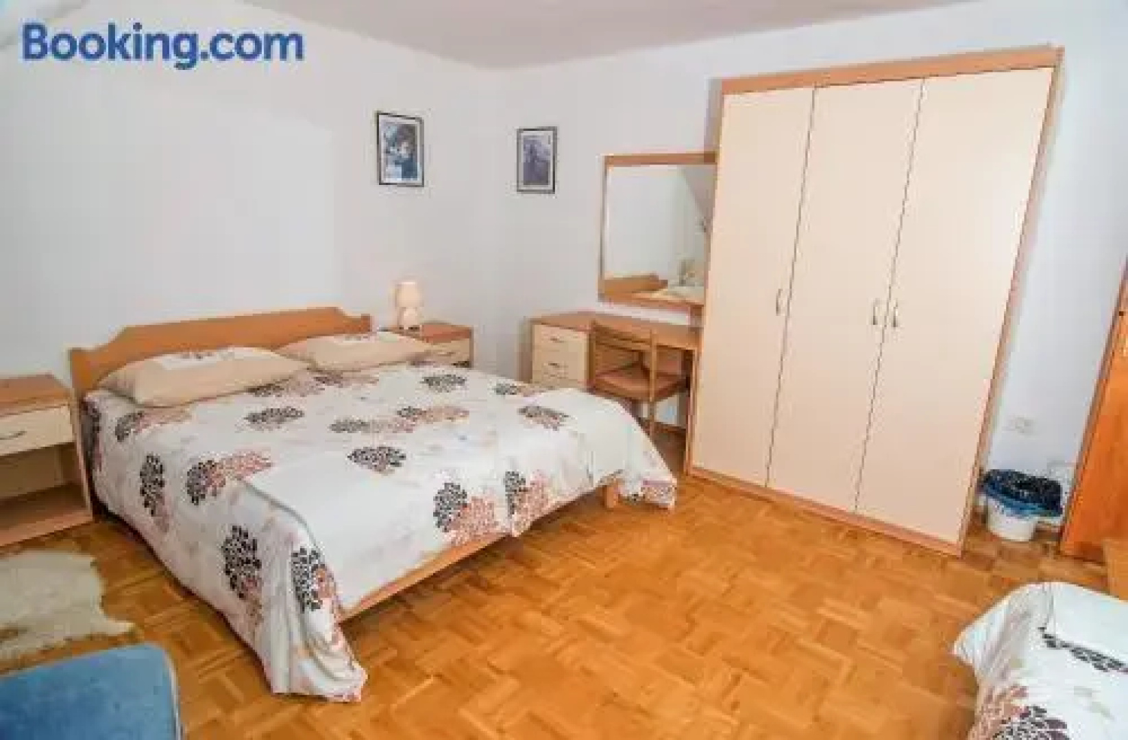 Apartments and Rooms Tajcr
