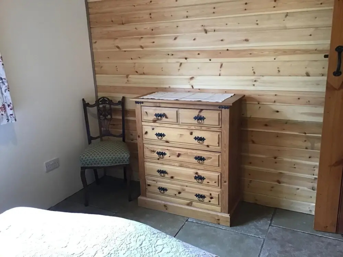 Willow Spacious Self Catering Near Hay on Wye