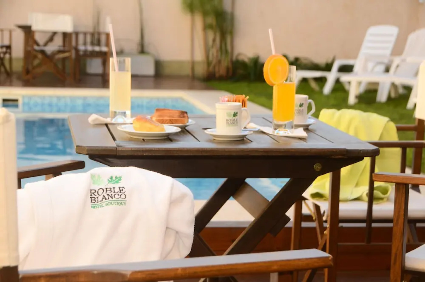 Hotel Boutique Roble Blanco