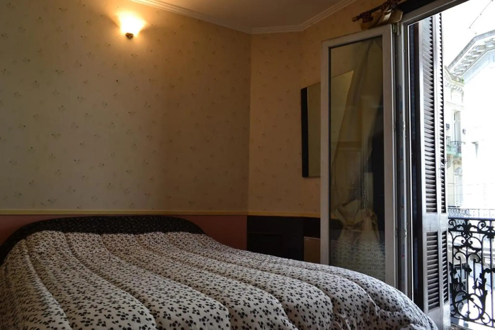 DEL900 Hostel Boutique