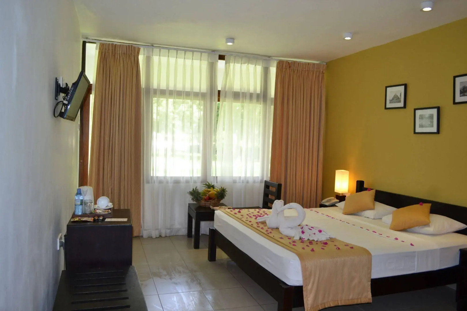 The Lakeside Hotel at Nuwarawewa