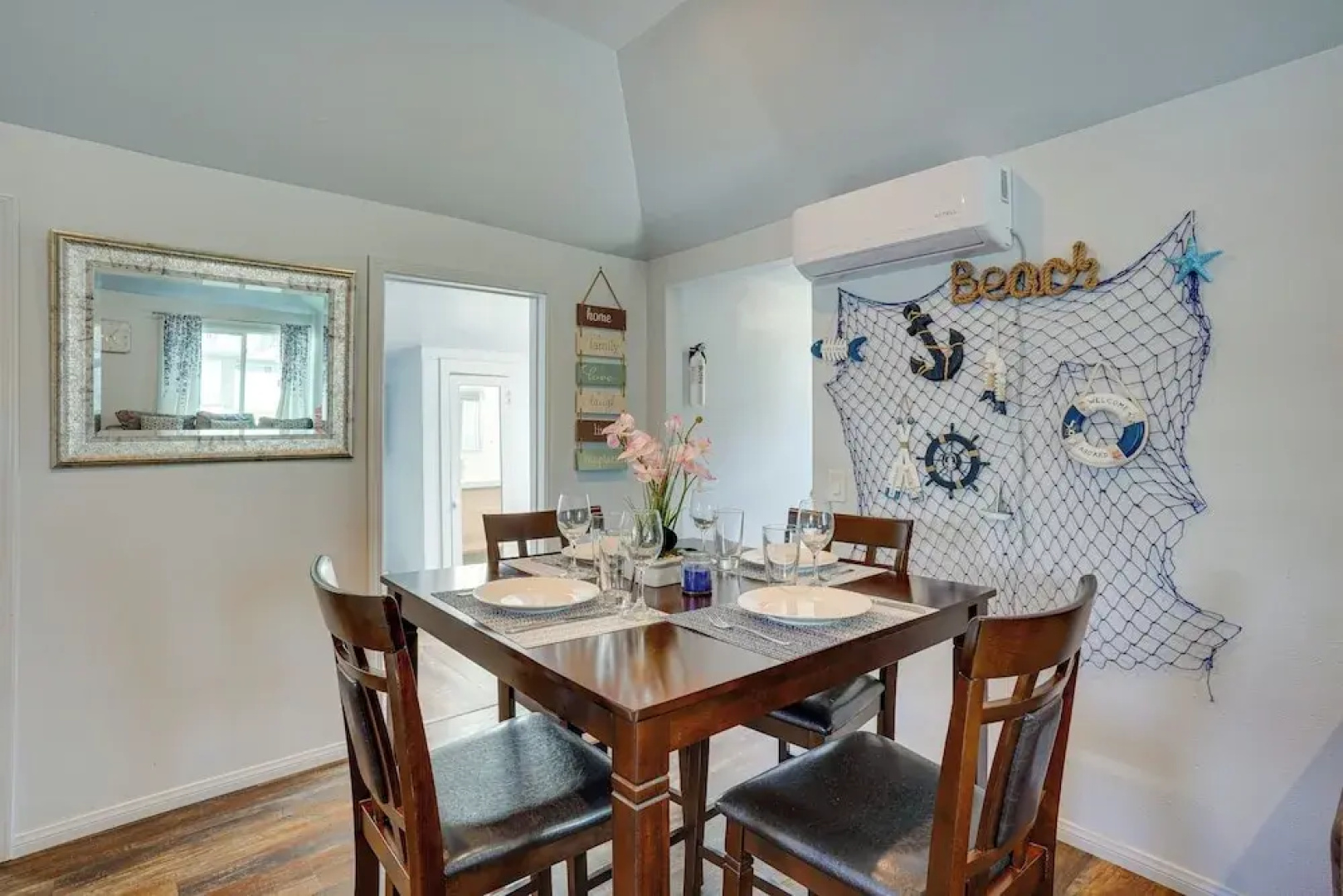 Huntington Beach Haven w/ Gas Grill: Near Water!