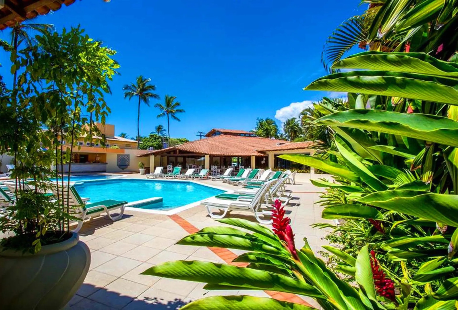 Happy Hotel Girassol