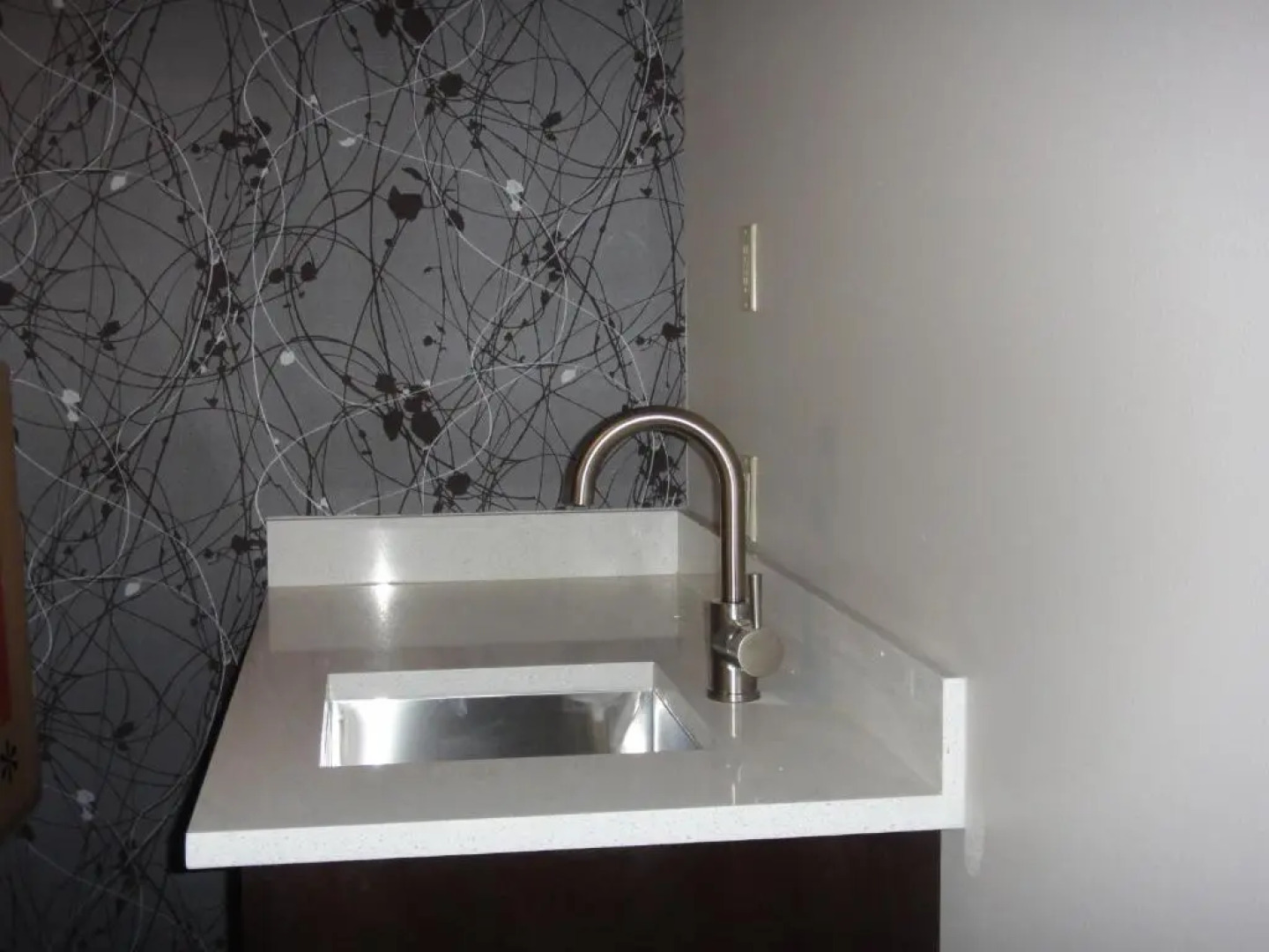 Sunrise Inn Villas and Suites